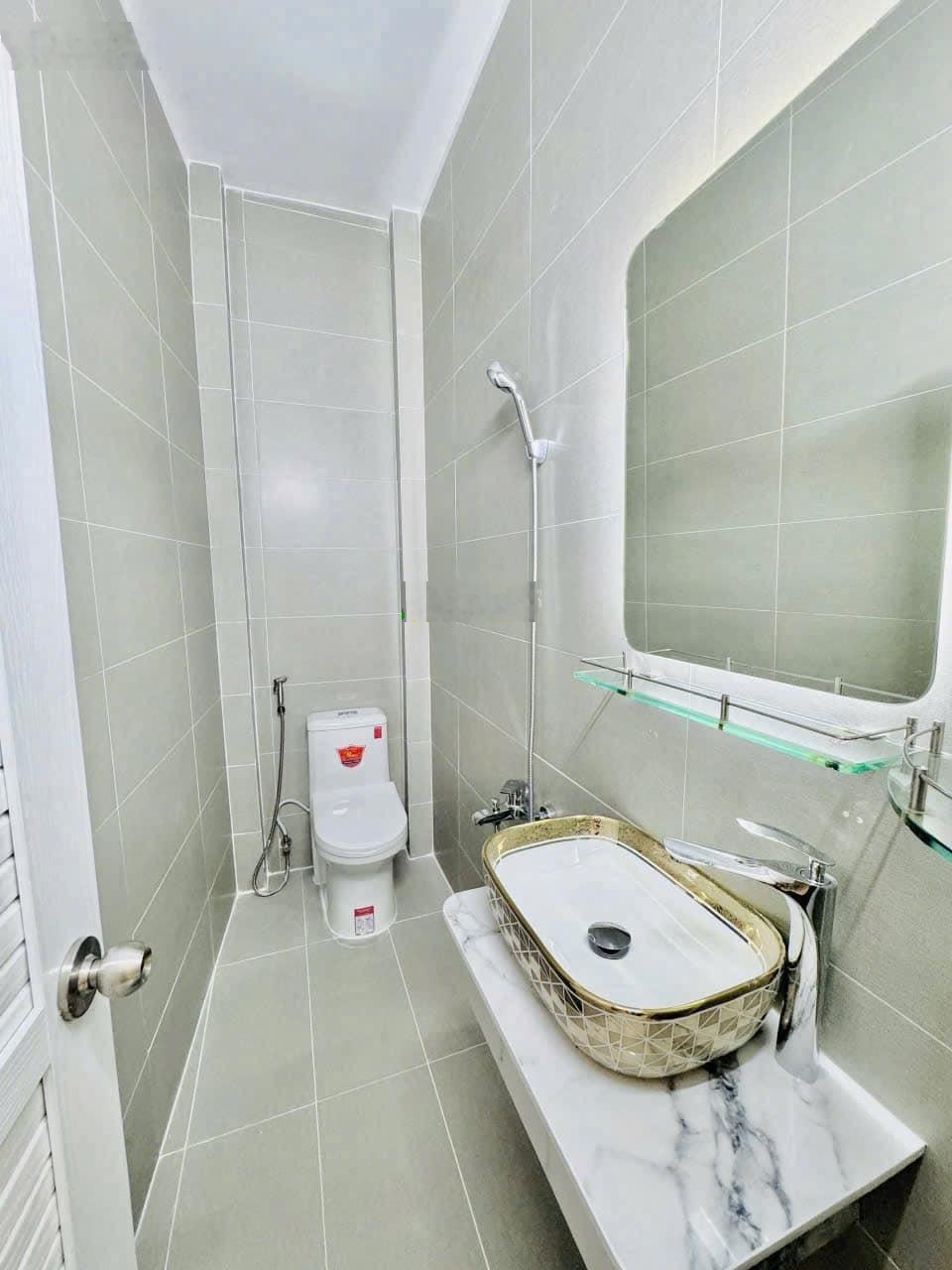 Chính chủ 3tỷ550 tô ngọc vân đường 6m hxh sổ sẵn công chứng ngay, bán gấp trong tháng hạ giá 400tr