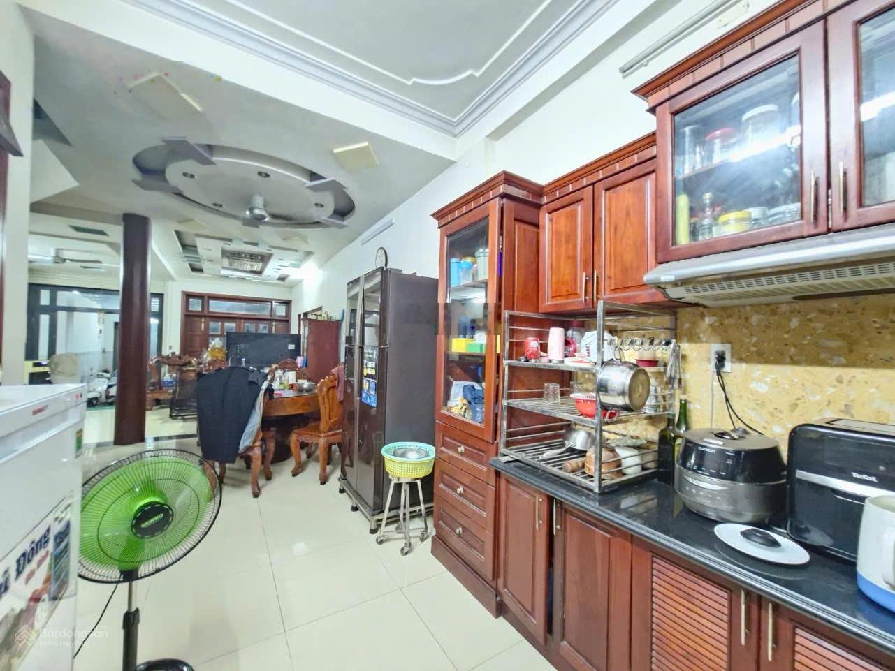 Bán Biệt Thự riêng Phước Long B | Đường lớn, Chủ xây dựng tâm huyết để ở, chỉ 24 tỷ 8, shr