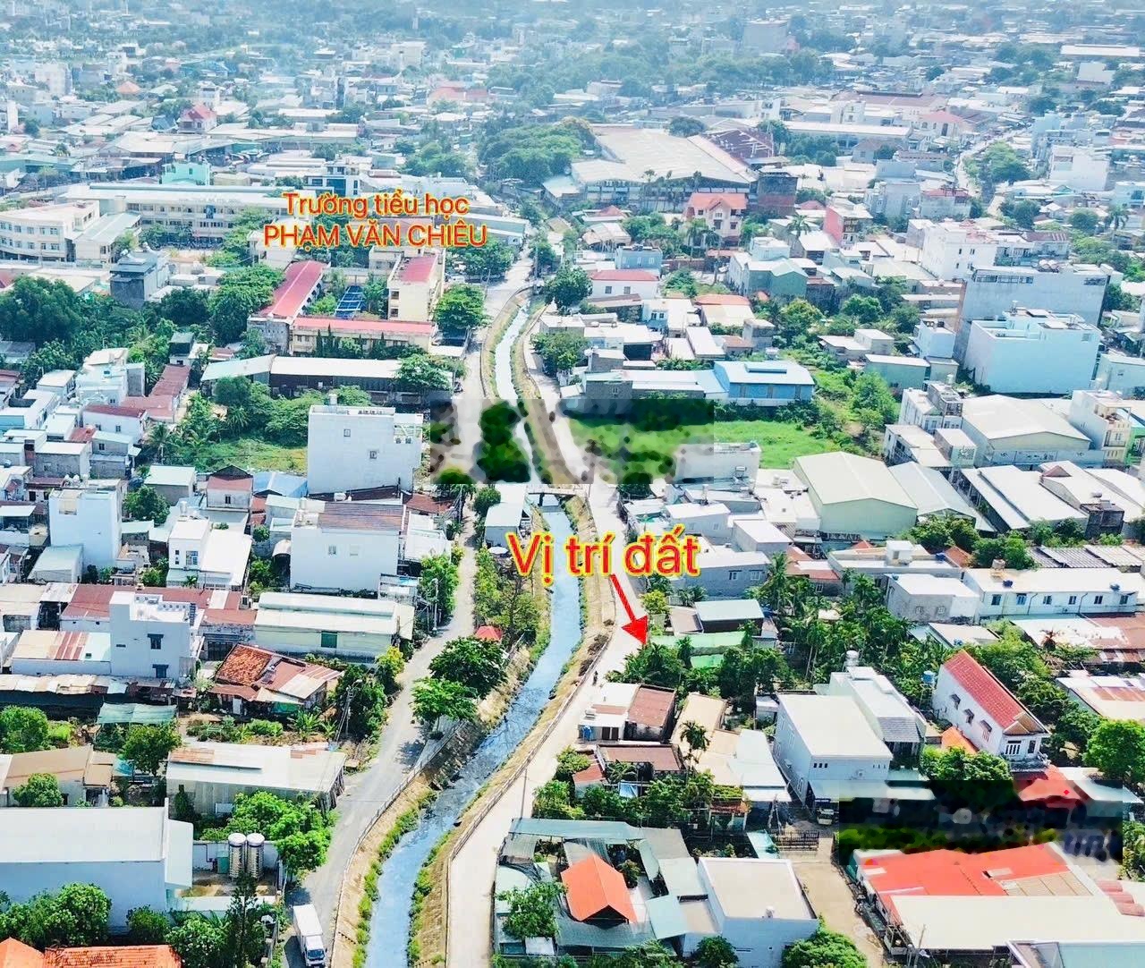 Lô đất 5.1x20=105m2 full thổ cư. Đường thông rộng rãi. Giá đầu tư 5.3 tỷ