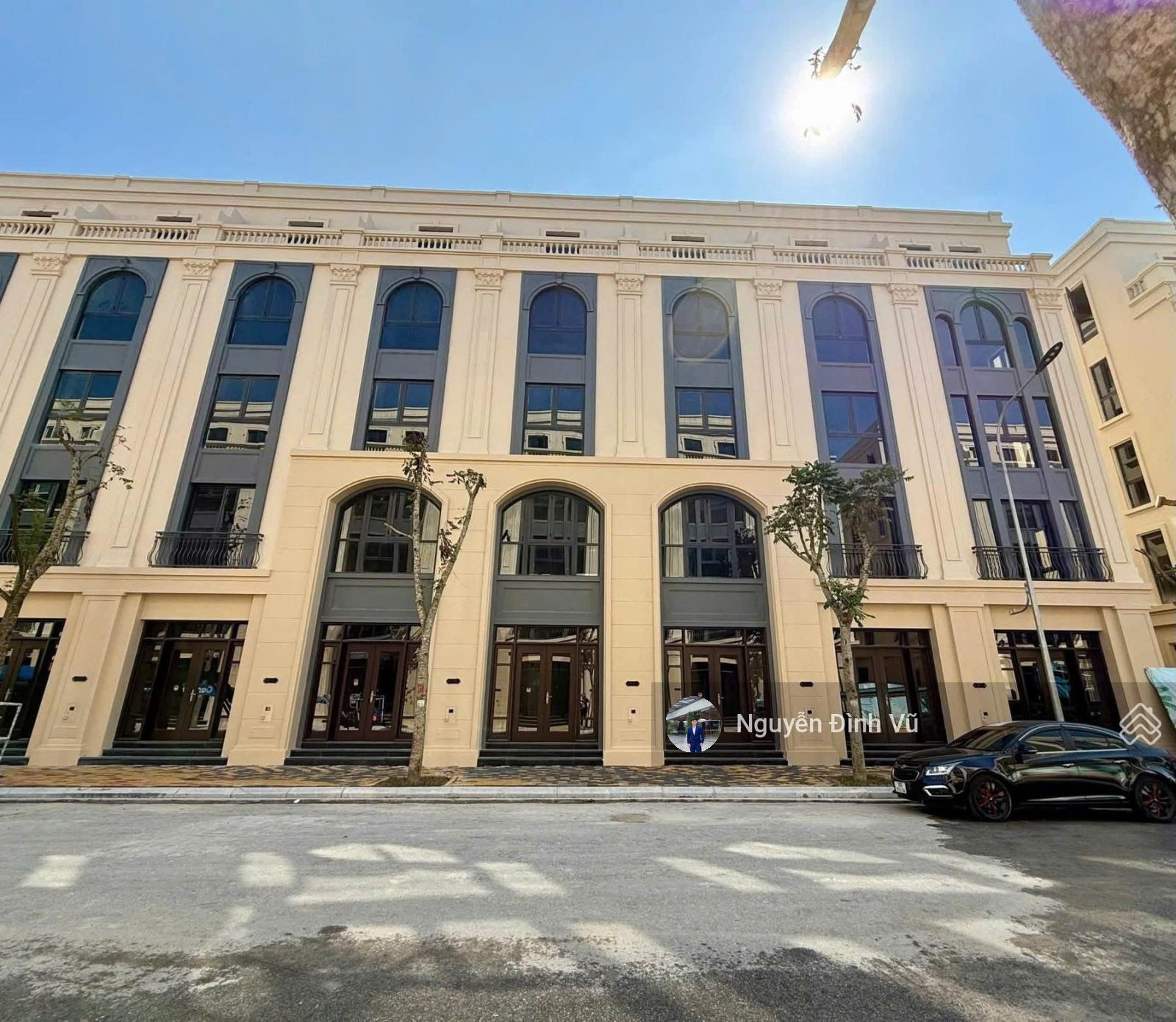 Hàng hot quá hiếm - chân chung cư 75m2 giá chỉ 22 tỷ bao toàn bộ thuế phí