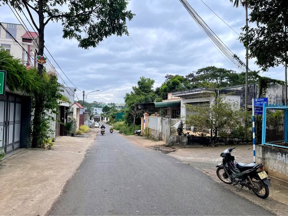 Bán đất mặt tiền Lương Thế Vinh, Buôn Ma Thuột, giá 3.95 tỷ