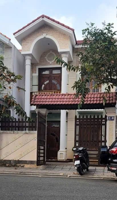 Bán biệt thự kiên cố, mái Thái, tọa lạc tại đường Nguyễn Hữu Cảnh, Phường Thắng Nhất