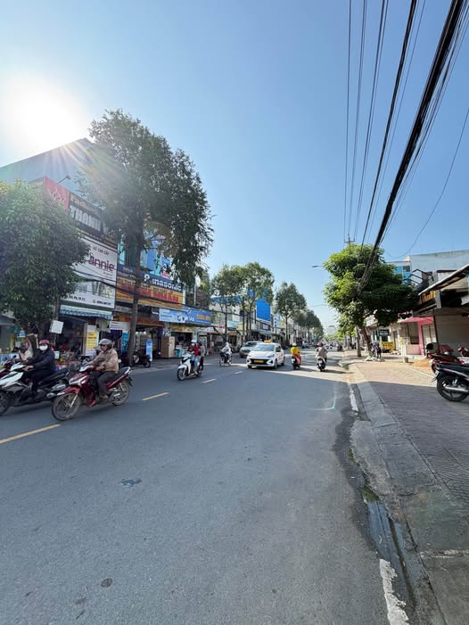 Mặt tiền đường Điện Biên Phủ, Trà Vinh 4,7m x 38m, thổ cư 100%, giá chốt 13 tỷ