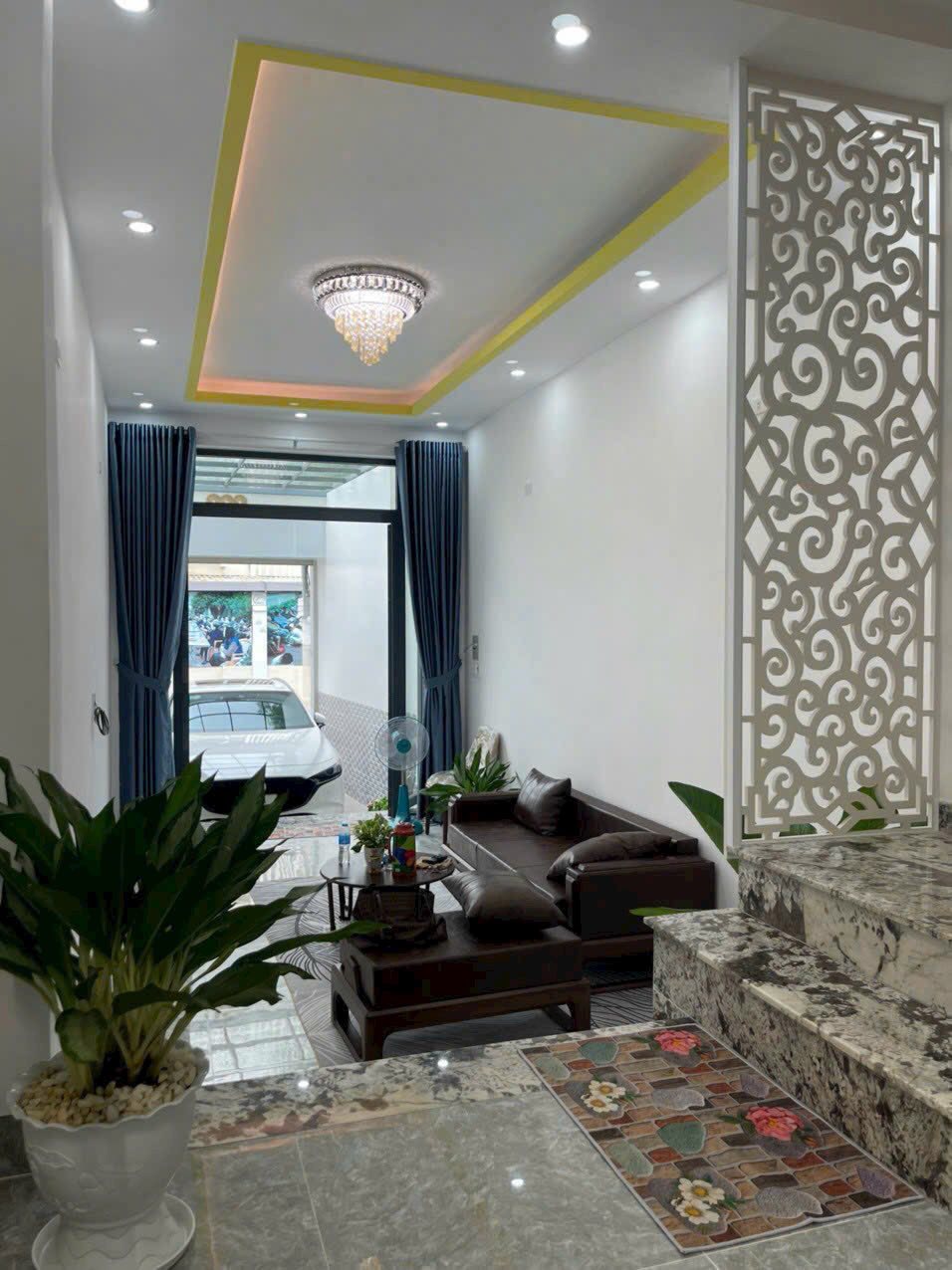 Bán nhà 3 lầu mặt tiền đường Hùng Vương, Vũng Tàu, 10,5 tỷ