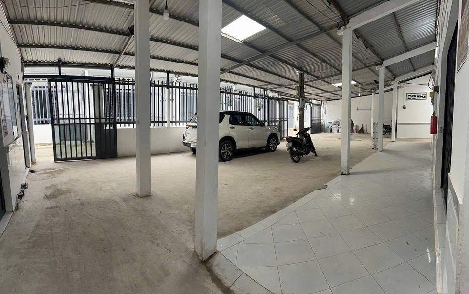 Cho thuê nhà nguyên căn 60m2, sân rộng, gần tiện ích tại khu dân cư Nam Long, Cần Thơ