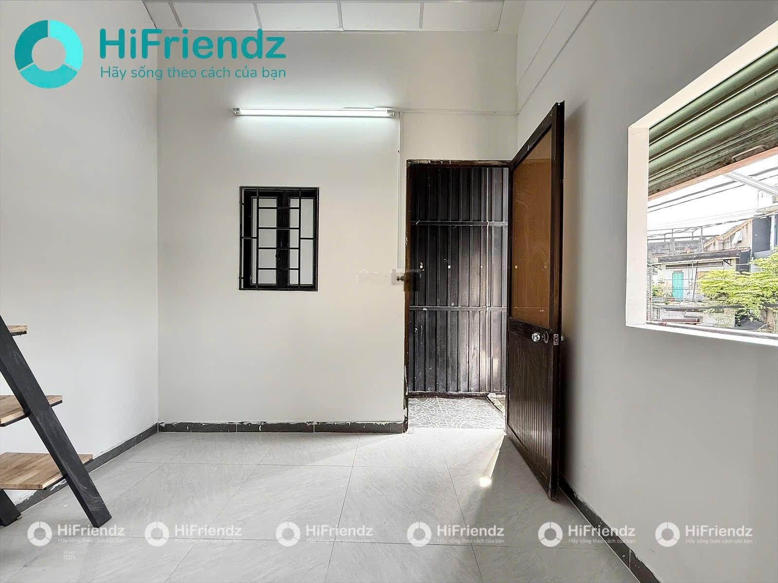 Cho thuê phòng trọ giá rẻ gác duplex cửa sổ, 3,1 triệu, 25m2 tại Trường Chinh, p 14, Tân Bình, HCM