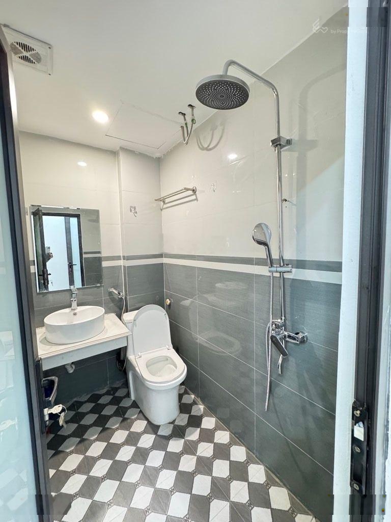 Bán nhà Khuyến Lương 58m2 - nhỉnh 6 tỷ - Hoàng Mai - HN - cách ô tô 5 m - ngõ nông rộng thoáng