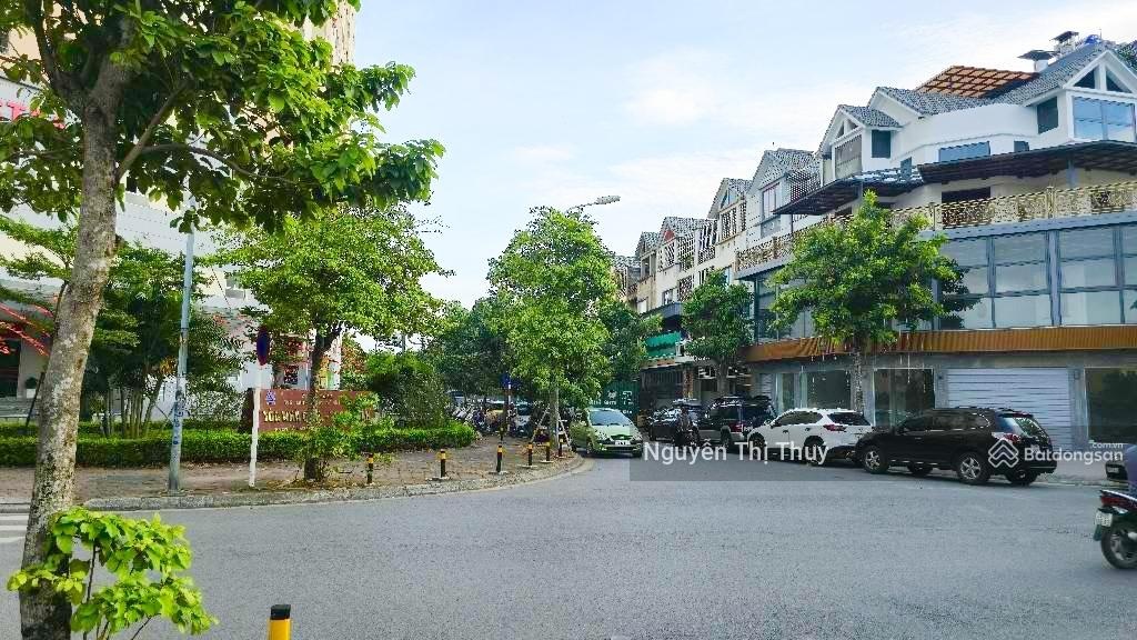 Biệt thự khu quân đội thạch ban lô góc thang máy vỉa hè rộng kid đỉnh dt150m 4t mt22m giá 41,9 tỷ