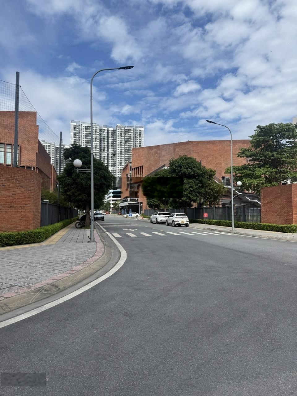 Bán biệt thự mặt hồ vinhomes cổ loa , 225.5m, 240 tỷ, hà nội