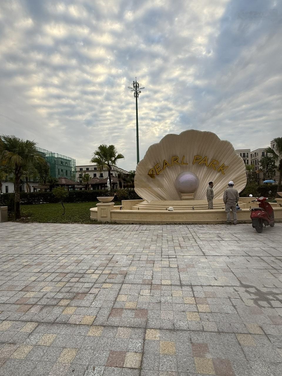 Bán biệt thự mặt hồ cổ loa 212.5m, 150 tỷ