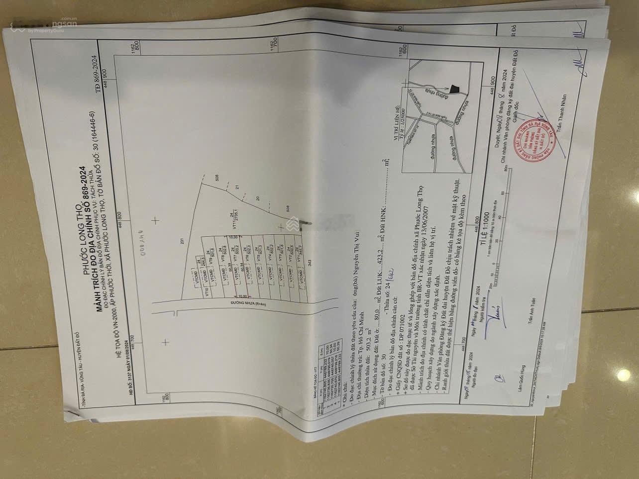 Đàn sỉ cho nhà tư đường nhựa tin vàng Xã Đất Đỏ.Trung tâm KCN phù hợp đầu tư định cư và xây nhà trọ