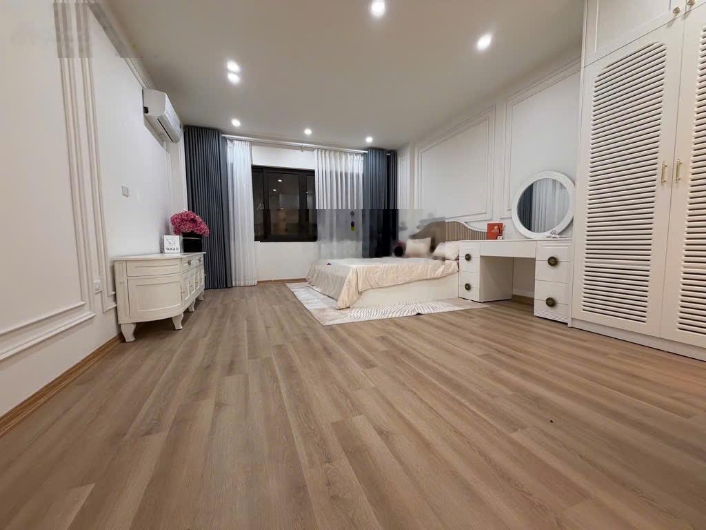 Bán nhà nguyễn xiển - lô góc - thang máy - ô tô đỗ cửa!