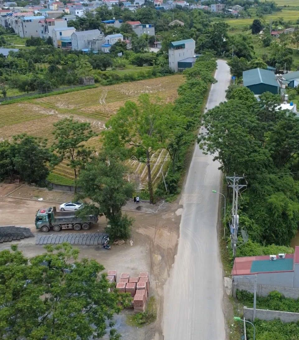 Chính chủ bán lô 150m2, mặt đường tỉnh lộ, cách trung tâm TT Xuân Mai 1km