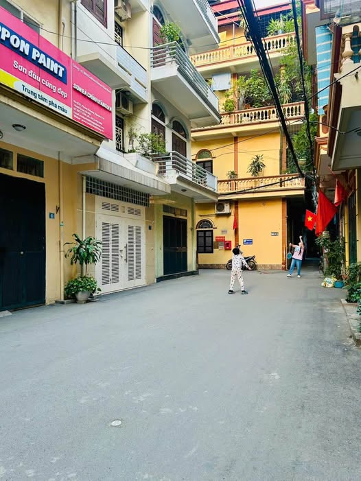 Nhà góc 3 mặt thoáng, đường ô tô tránh, khu cán bộ an ninh tuyệt đối