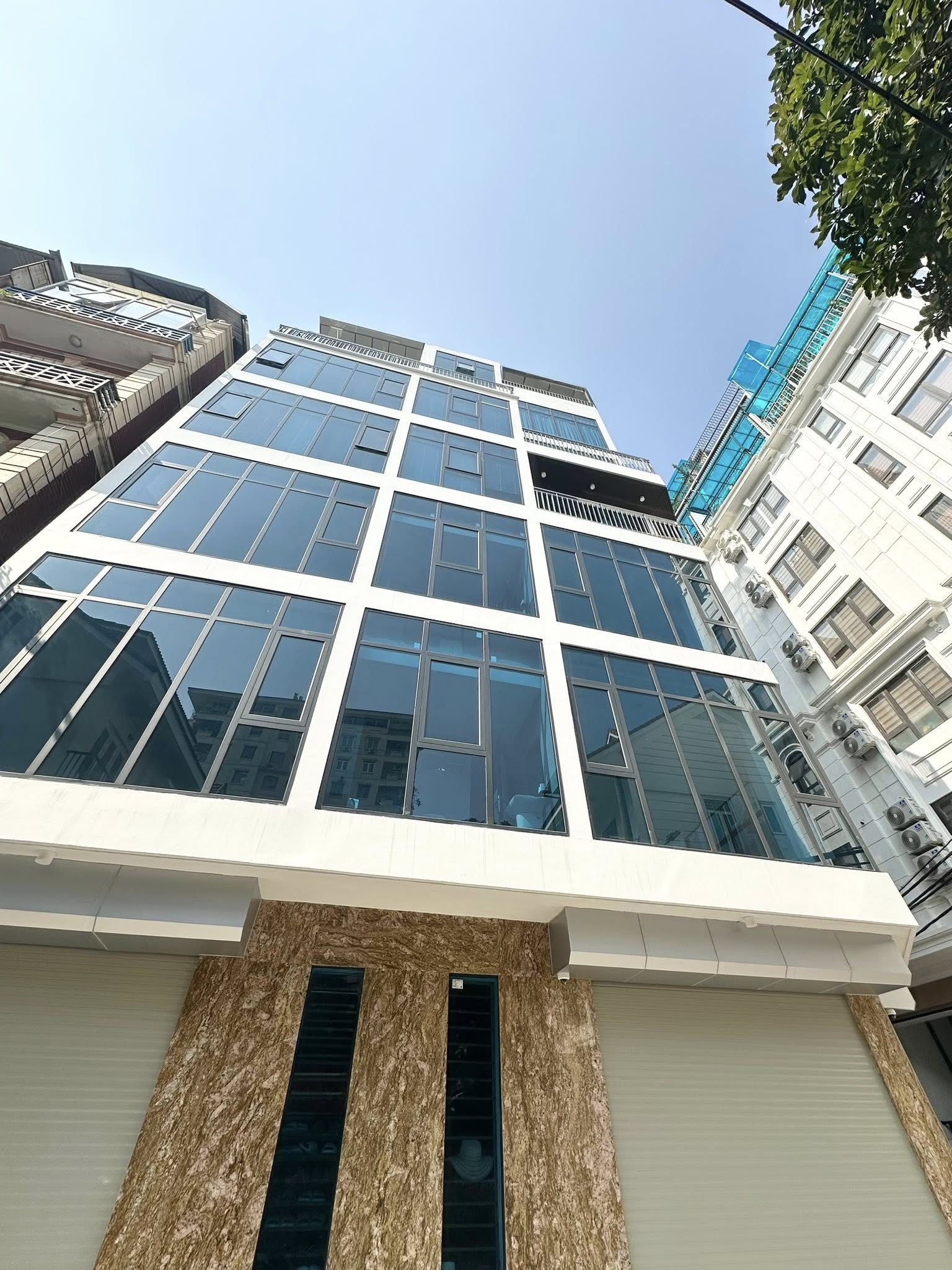 Nhà 6 tầng thang máy mới xây, Vĩnh Phúc, Ba Đình, 40m2, 2 mặt thoáng, ngõ nông ô tô tránh