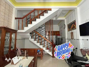 Nhà 2 tầng mới tinh, 5m ngang, 2 ngủ, hẻm 3m Nguyễn Thái Học - 5 triệu/tháng