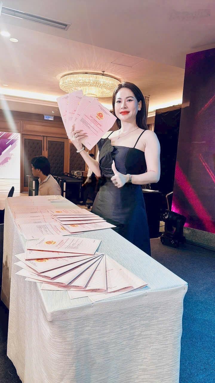 Thưởng cuối năm bằng bất động sản & khác biệt