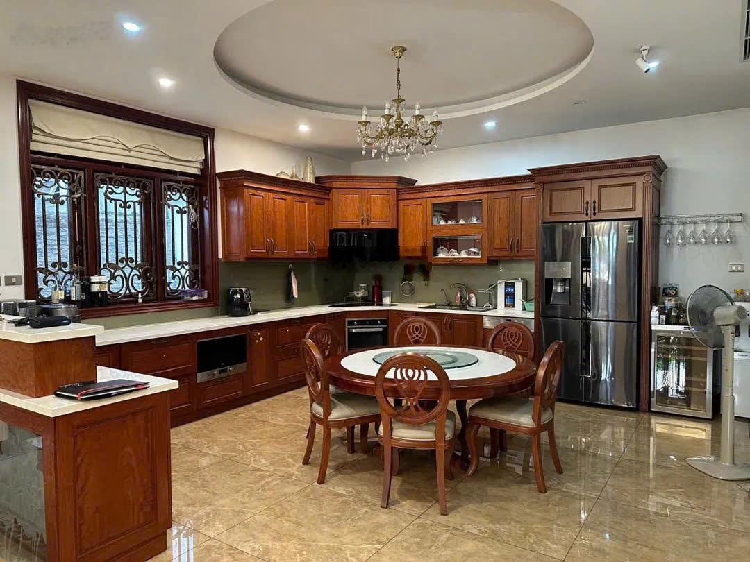 Bán biệt thự đẹp tại chung cư 310 tam trinh hai bà trưng dt 144.5m2 5t mt8m giá 55 tỷ tl