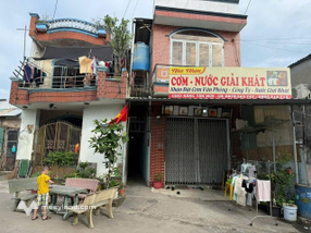Bán nhà trệt lầu kinh doanh buôn bán ngay chợ Dĩ An 2, giáp Thủ Đức