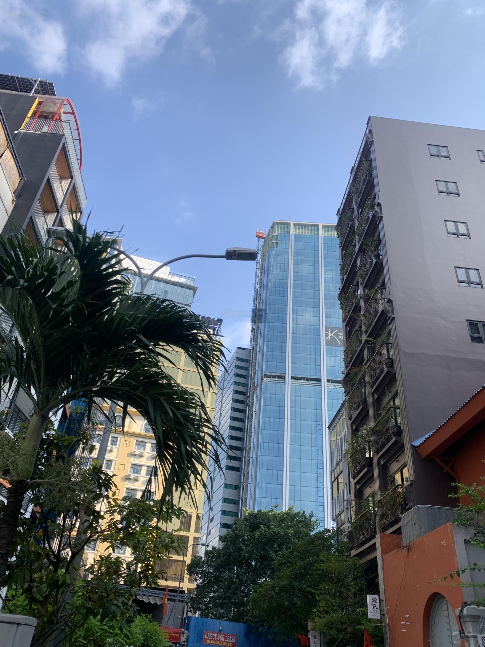 Nhà 6m Bề Ngang Lê Thánh Tôn Quận 1, DT 110m2, 5 Tầng Kinh Doanh Khách Sạn, Spa, SHR, Chỉ 28 Tỷ