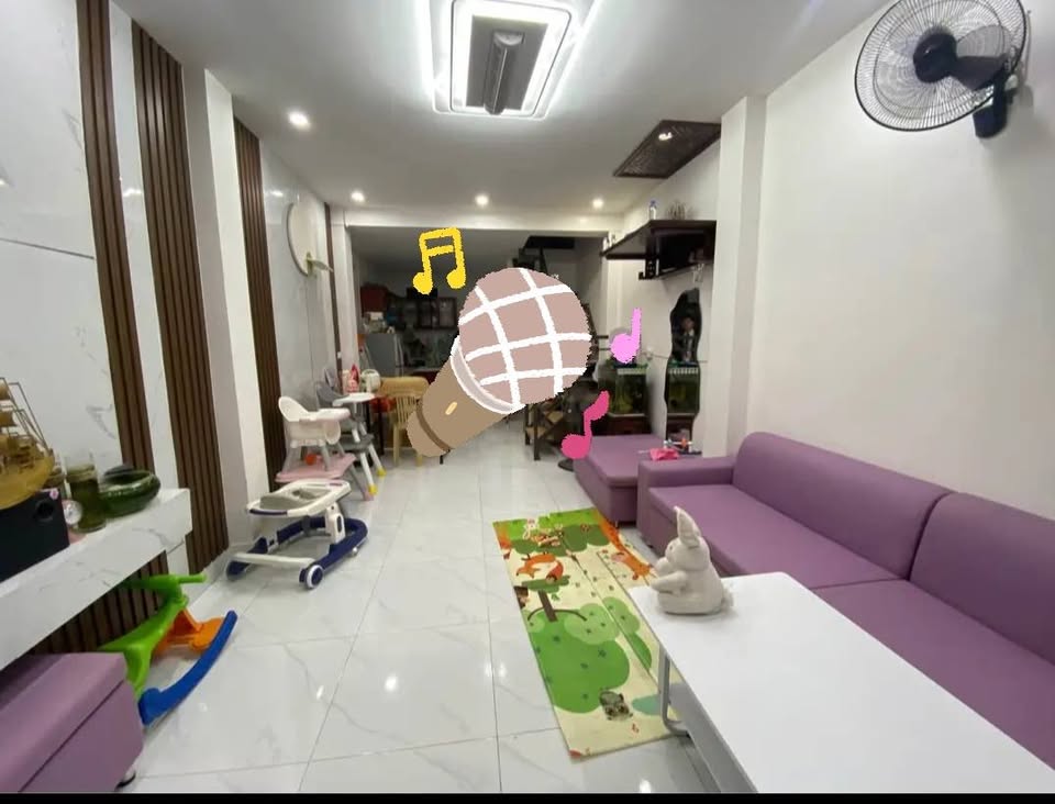 Nhà xinh 2 tầng Trần Thánh Tông giá siêu yêu, full nội thất xịn sò