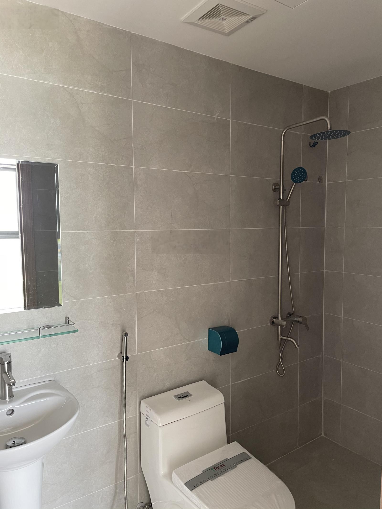 Bán căn 2pn2wc Block D Citi Alto, vừa nhận bàn giao, nhà mới tinh tươm. Giá 2tỷ9