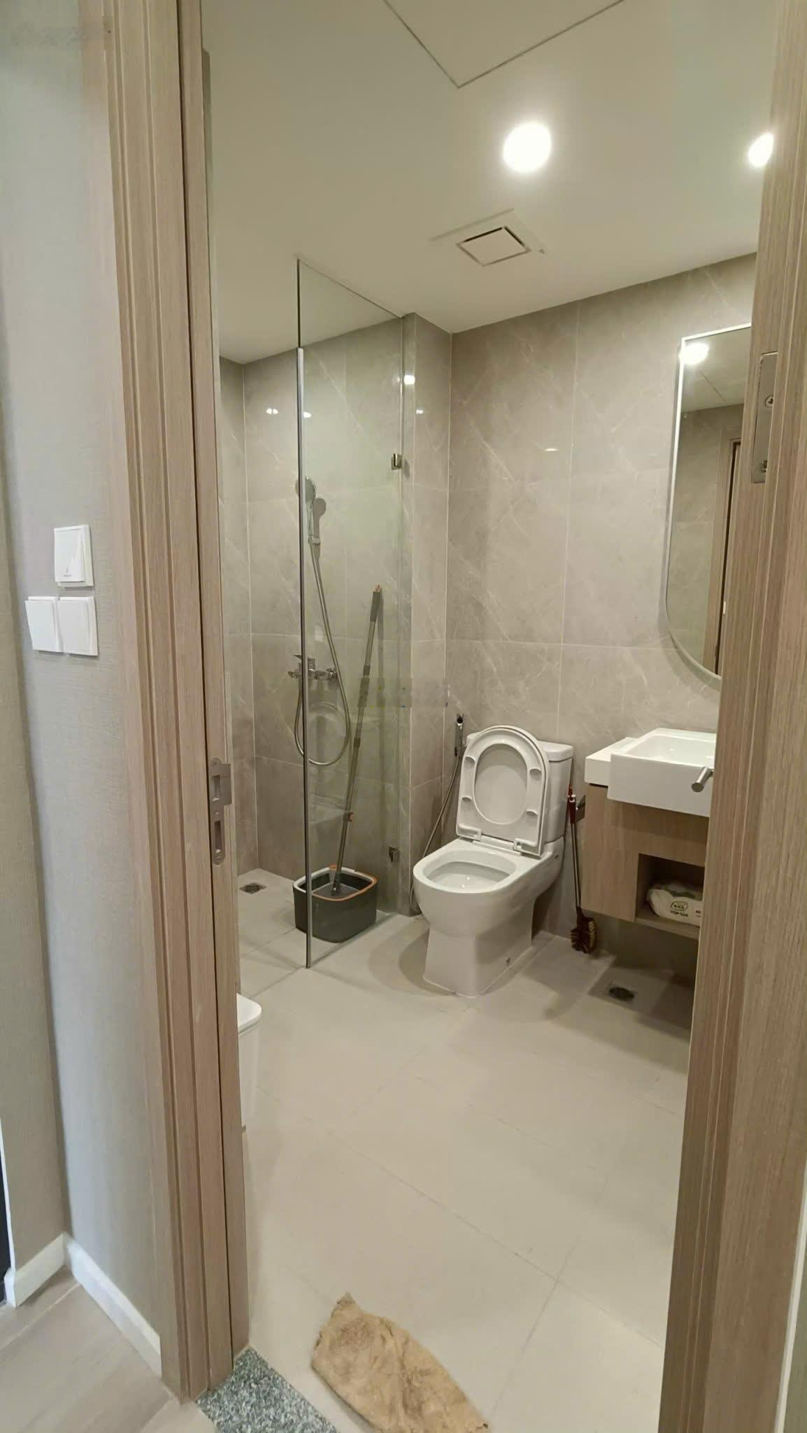 Bán căn hộ Masteri Centre Point 2PN 73m2, sẵn sổ có HD thuê sẵn dòng tiền giá 4,6tỷ tại Vinhomes Q9