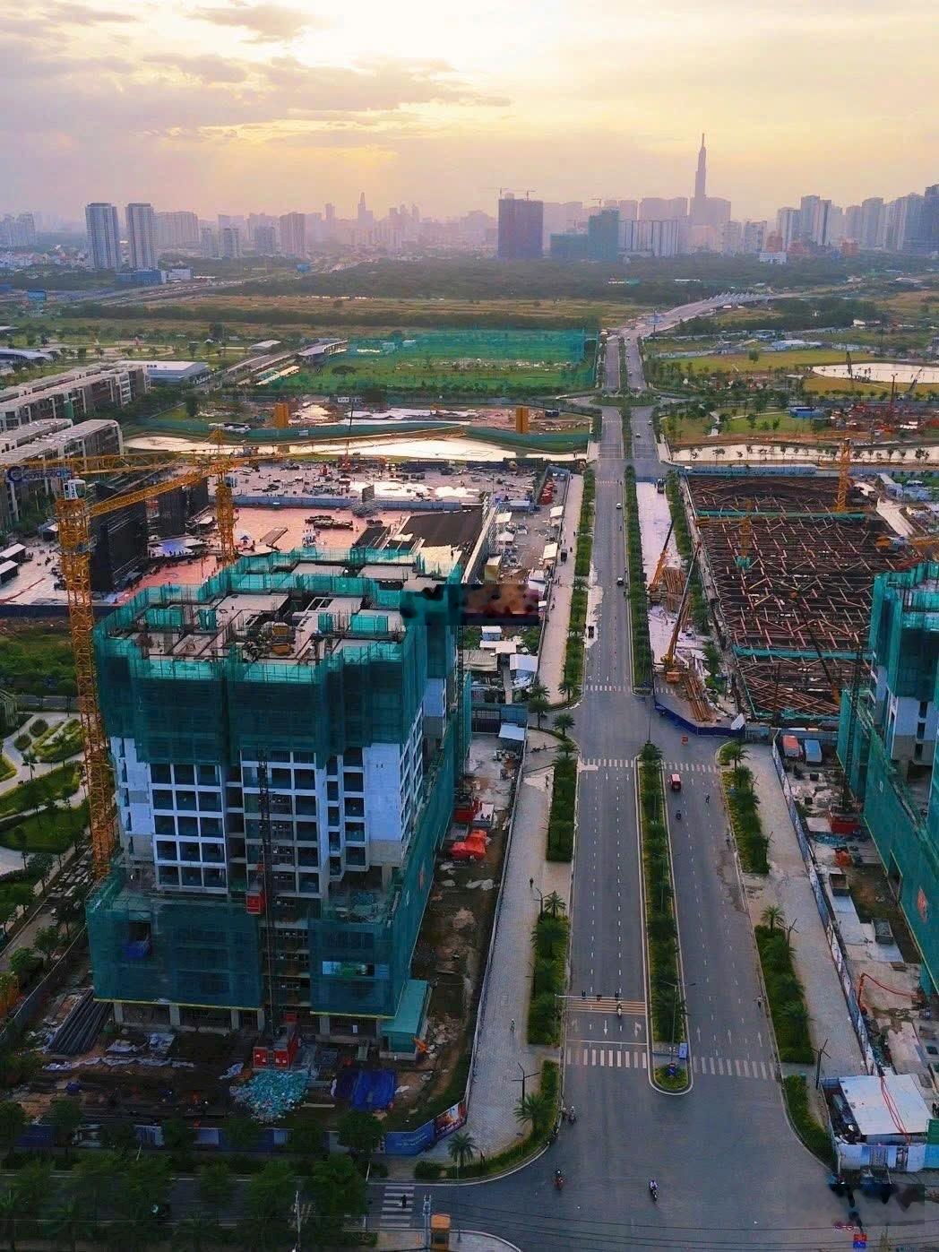 Cắt lỗ 300tr căn hộ 4PN + sân vườn 56m2 (Masteri Grand View)