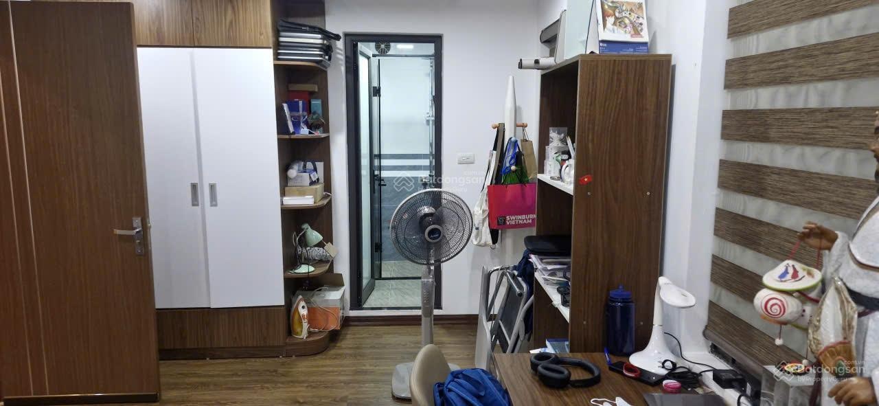 Chính Chủ Cần Bán Căn Hộ Tập Thể Tầng 3. Nghĩa Tân, Hoàng Quốc Việt, Khu Quân Đội,