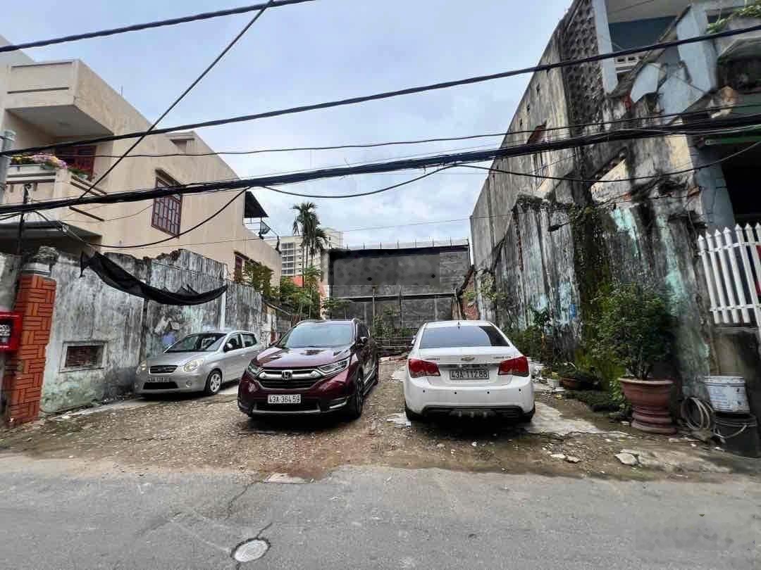 Cặp đất biển Mỹ Khê , sát biển ,diện tích lớn , ngay trục Nguyễn Văn Thoại. Gọi ngay 0901395252