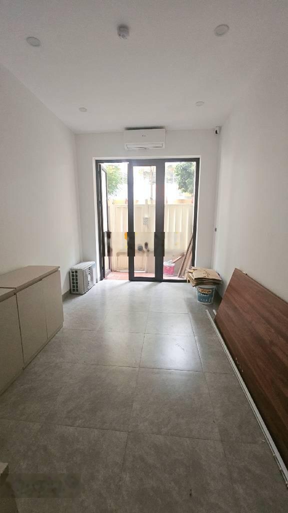 Ccmn b.á.n nhà dòng tiền 6 tầng thang máy hai mặt phố ô tô tránh 10 phòng khép kín