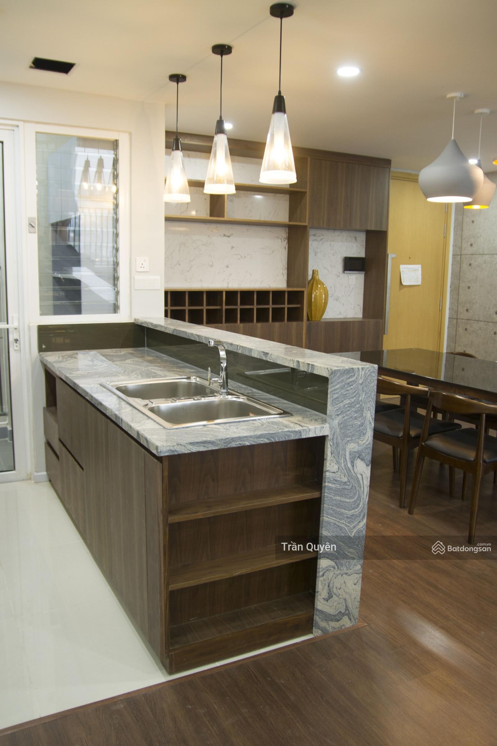 Cập nhật: 3PN đã có sổ hồng - 120m2 - 11,5 tỷ - ban công Đông Nam - Gió mát tránh nắng chiều