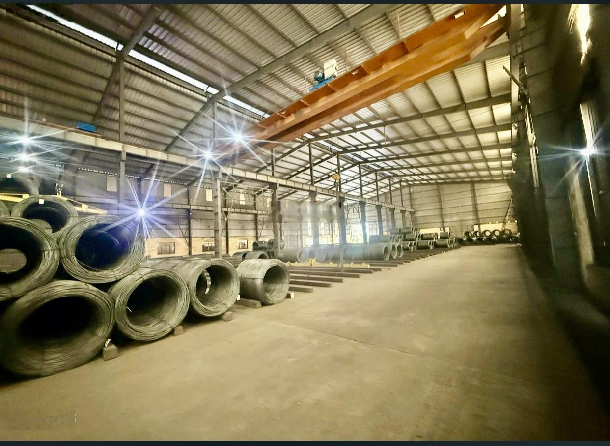 Chính chủ cho thuê kho, xưởng: 2500 m - Sẵn cẩu trục 5 - 10 tấn (tại: Khu CN Đan Phượng - Hà Nội )