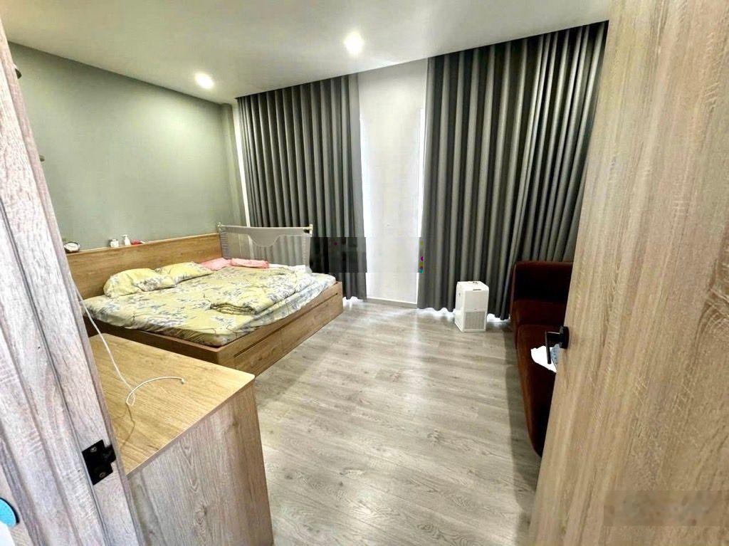 Siêu phẩm 4 tầng btct- 5 phòng ngủ + sân thượng - chỉ nhỉnh 7tỷ5