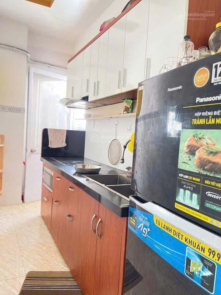 Bán nhanh căn hộ Hoàng Quân DT 46m2 căn 2PN, view biển mát mẻ, căn góc, giá 1,8 tỷ bớt lộc