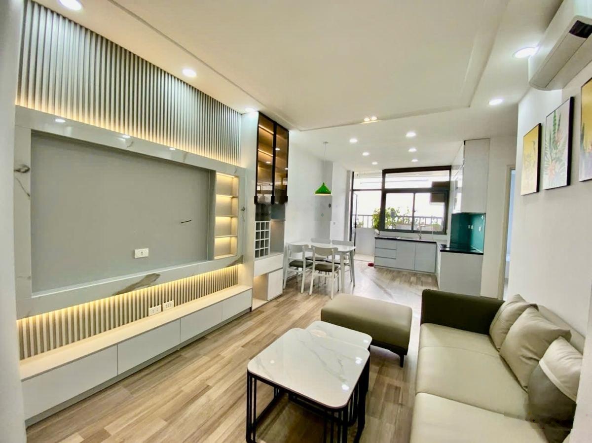 Chính chủ cần bán căn hộ 83m giá dưới 6 tỷ lh 0989996523