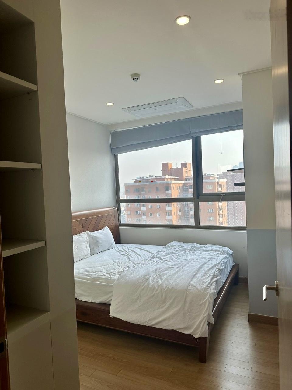 Cho thuê căn 2PN (100m) full đồ nội thất giá 35tr/th - lh: O 9 6 9 8 3 8 7 8 8 (Zalo)