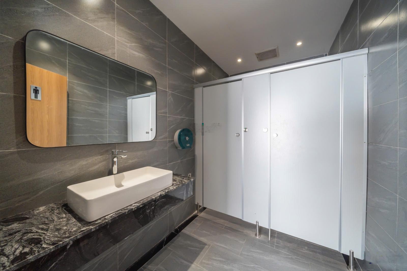 Hàng siêu hot building quận 1 diện tích 430m2 giá chỉ 155tr/ tháng ưu đãi trong tháng còn giảm