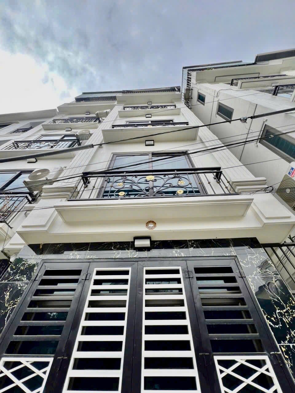 Nhà La Phù, An Khánh, tổ ấm 4,5 tầng gần khu đô thị Geleximco, chỉ 5,15 tỷ