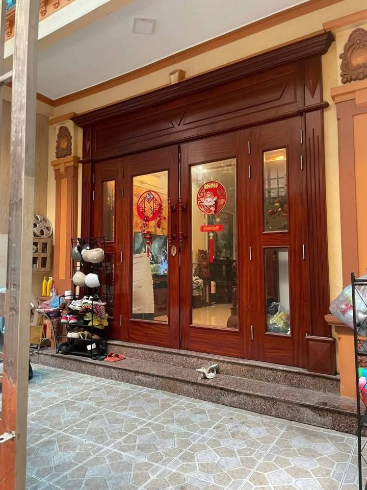 An cư lạc nghiệp tại nhà 3 tầng khu Lê Hồng Phong, gần hồ Vị Xuyên