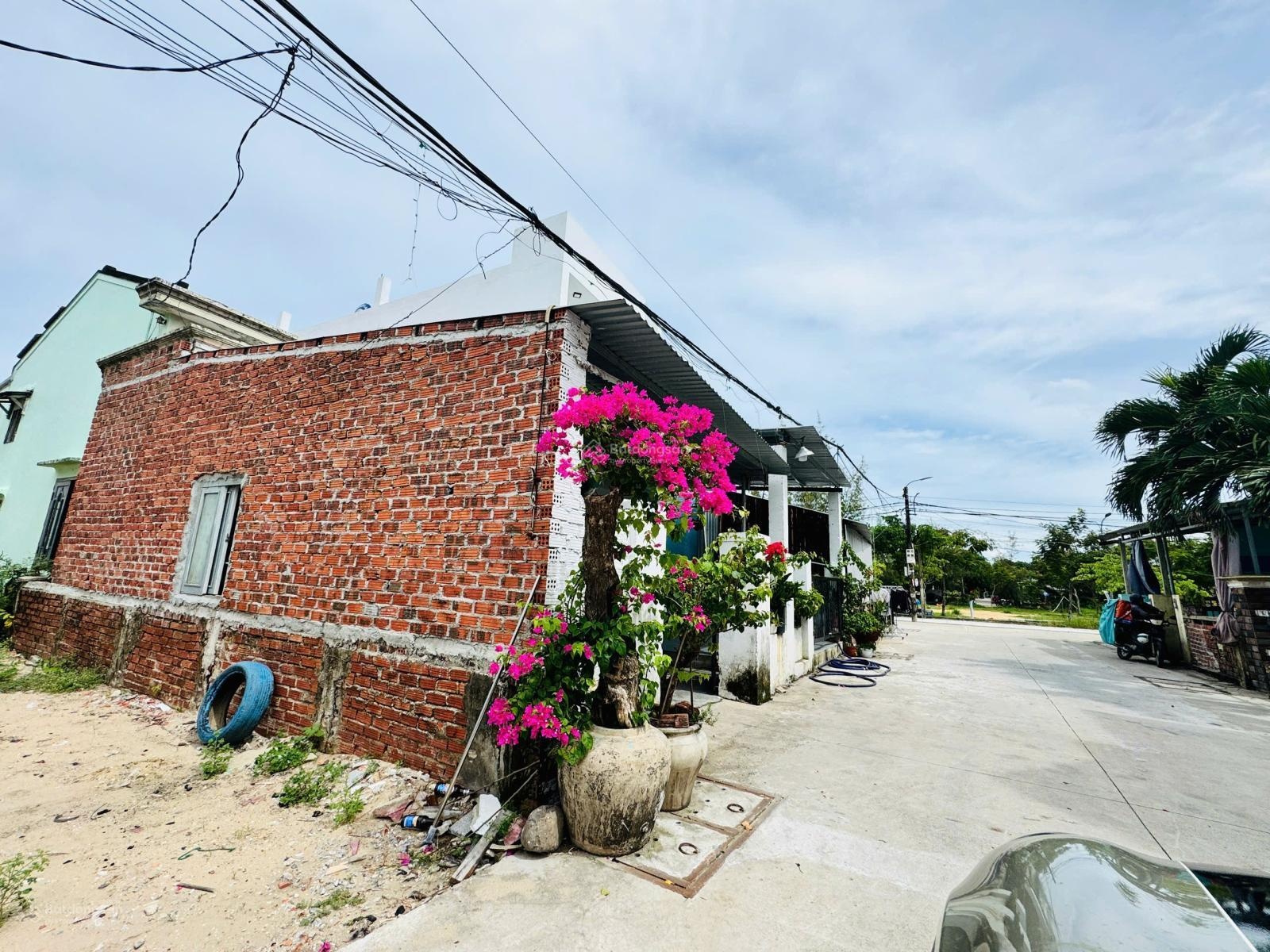 Hội An, lô đất kề công viên - sát biển. Giá bán nhanh nhỉnh hơn 2.1 tỷ