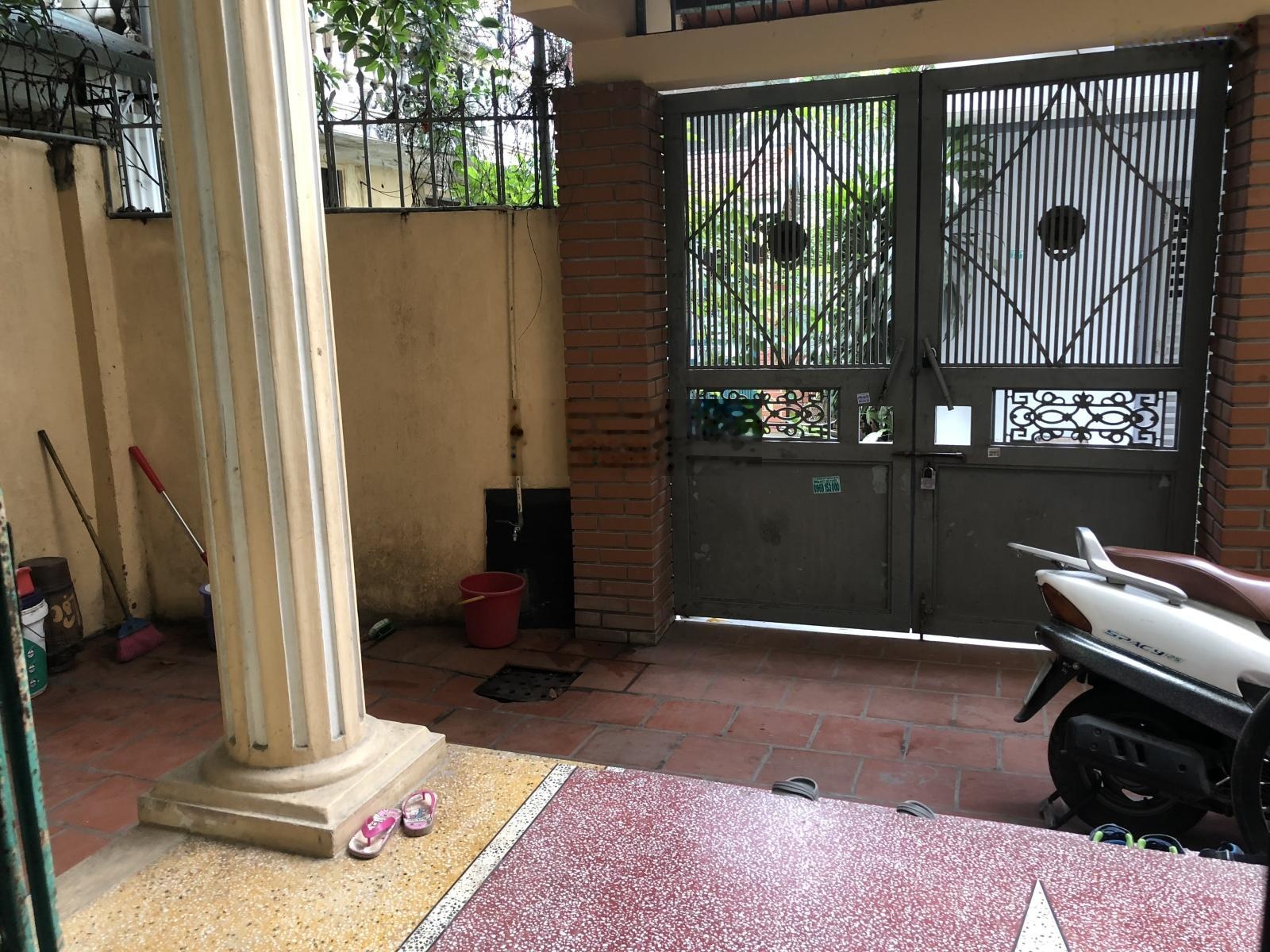 Cho thuê nhà riêng tại ngõ 409 Kim Mã, Hà Nội