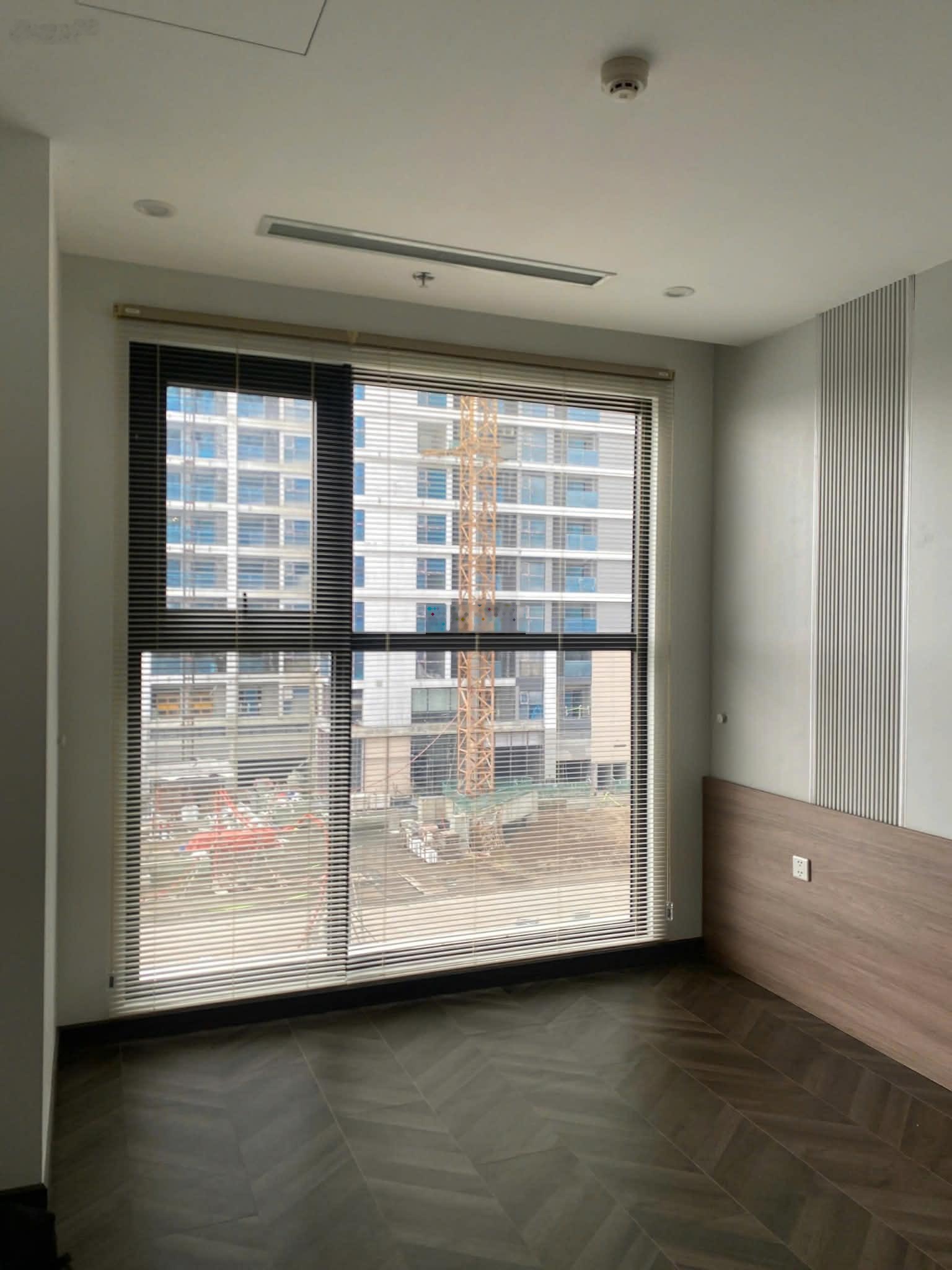 VHGP - Cho thuê 1PN+ Tòa BE5 full NT đẹp, view CV36ha, ngắm pháo hoa giá 7.5tr/th. LH 0901918993