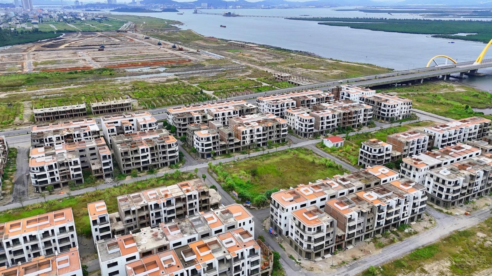 FLC Tropical Hạ Long 75m2 lô góc GĐ1 view công viên giá 22 triệu/m² đất 0886789973