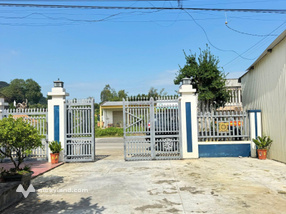 Nhà biệt thự MT siêu đẹp 1000mv có 300 ont kha rẻ