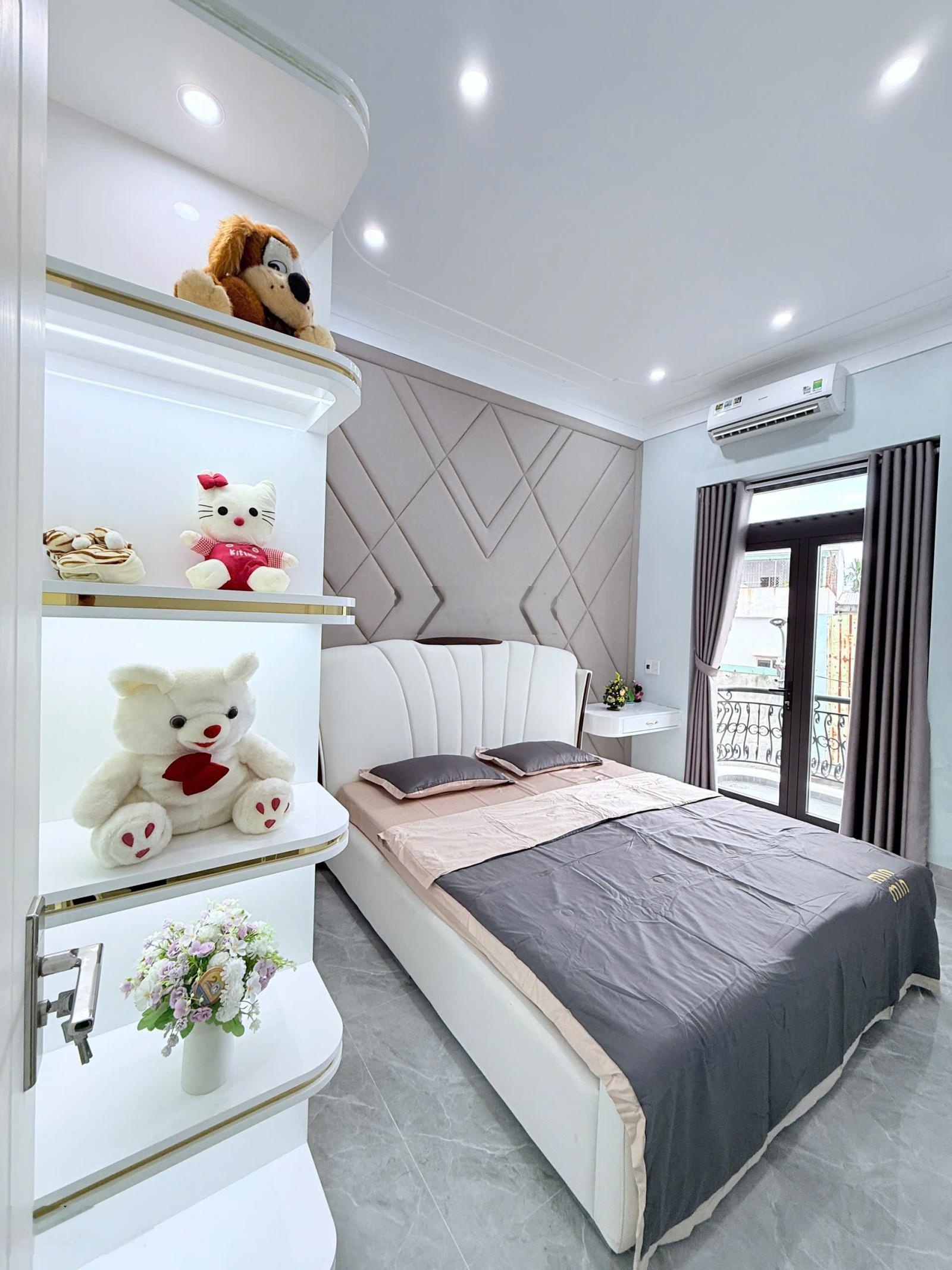 Bán nhà 2 tầng K195 Nguyễn Xí, gần Lý Thái Tông, thông 400 Tô Hiệu