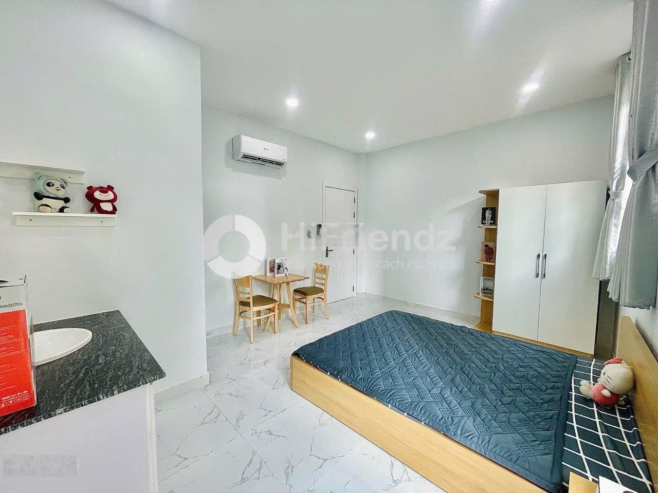 Cho thuê phòng trọ giá rẻ Q3 - Điện Biên Phủ - gần Đại Học Kinh Tế,Ban công, gần chợ Bàn Cờ