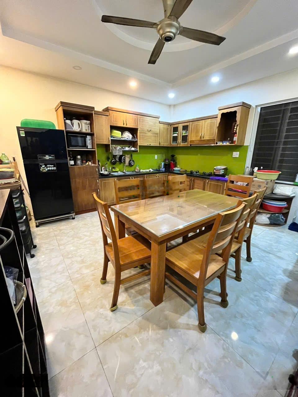 Cho thuê NR 4PN, 5WC, 100m2 tại 6B Intresco, Bình Hưng, Bình Chánh, 24 triệu