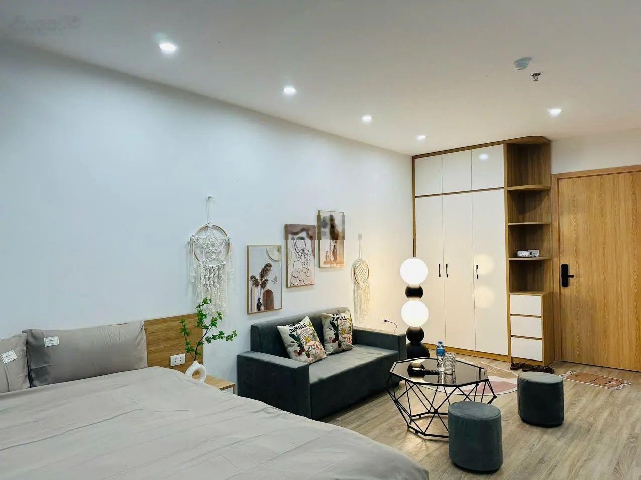 Bán nhà 8 tầng 77m2 giá 35 tỷ, ô tô vào nhà, tại Trích Sài