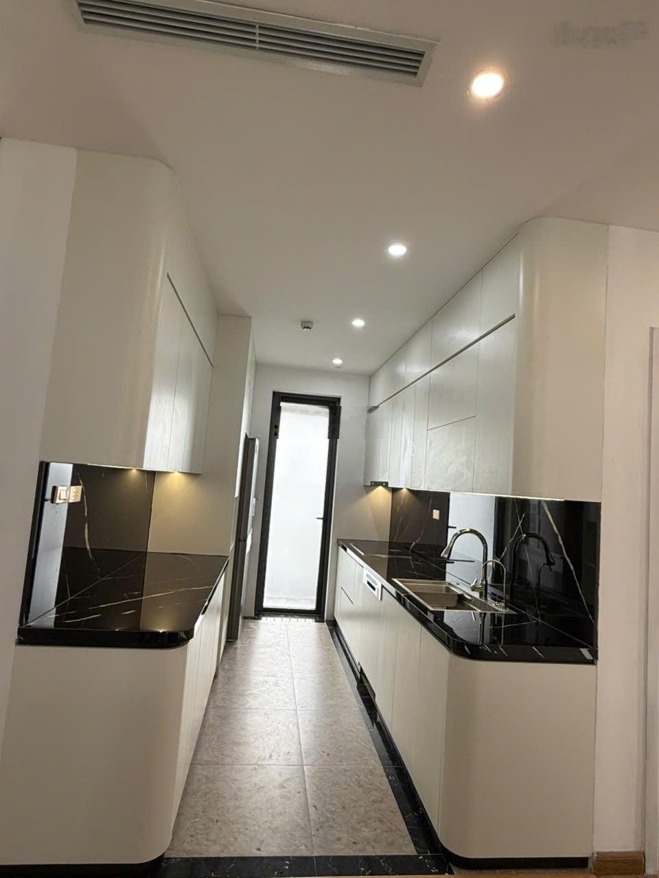 E Thơm cập nhật quỹ CH 2;3;4N Iris Garden T12/2025 DT61.7; 104; 135m giá tốt, sẵn sổ. LH 0968748525